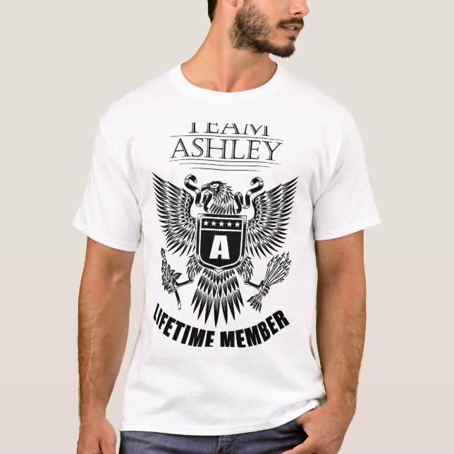 T-shirt Membre de l'équipe Ashley (Devant)