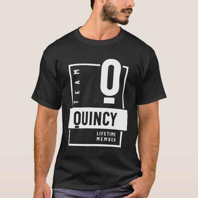 T-shirt Membre de l'équipe Quincy à vie Nom personnalisé (Devant)