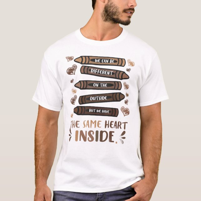 T-shirt Même coeur à l'intérieur du mois de l'histoire noi (Devant)