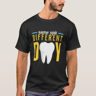 T-shirt Même Jour De Fente Différent