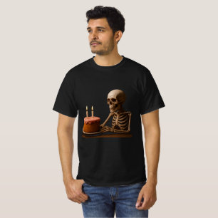T-shirt Même les squelettes méritent une part d'anniversai