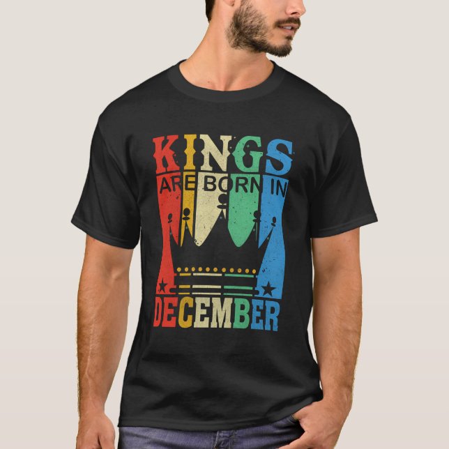 T-shirt Mens A King Est Né En Décembre Joyeux Anniversaire (Devant)
