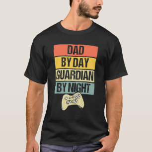 T-shirt Mens Gaming Controller Papa By Day Guardian By Nig