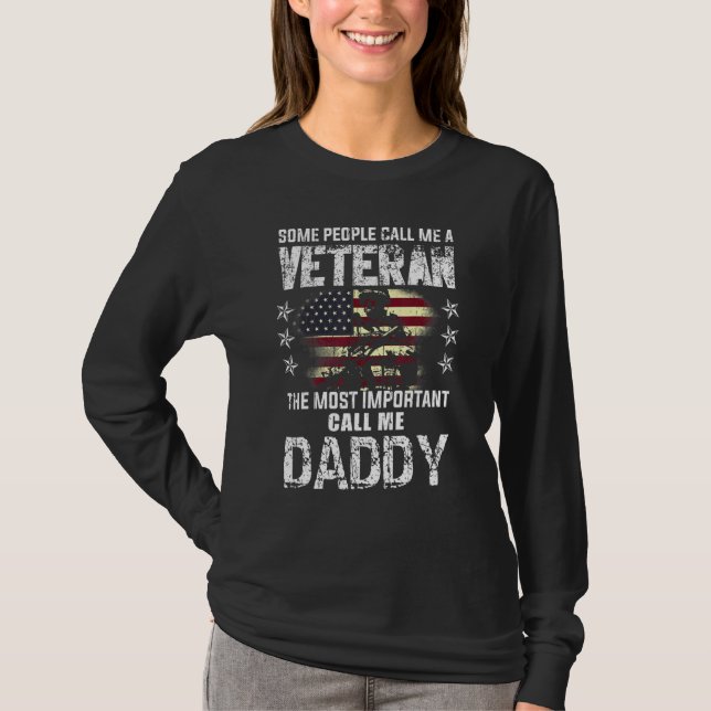 T-shirt Mens Most Important Call Daddy American Proud Vete (Devant)