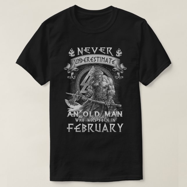 T-shirt Mens NEVER Underestimate à old man who (Design devant)