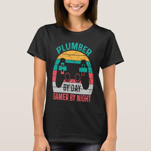 T-shirt Men's  Plumber By Day Gamer By Night (Devant)