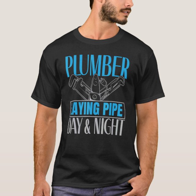 T-shirt Mens Plumber Laying Pipe Whisperer Plumbing Drain  (Devant)