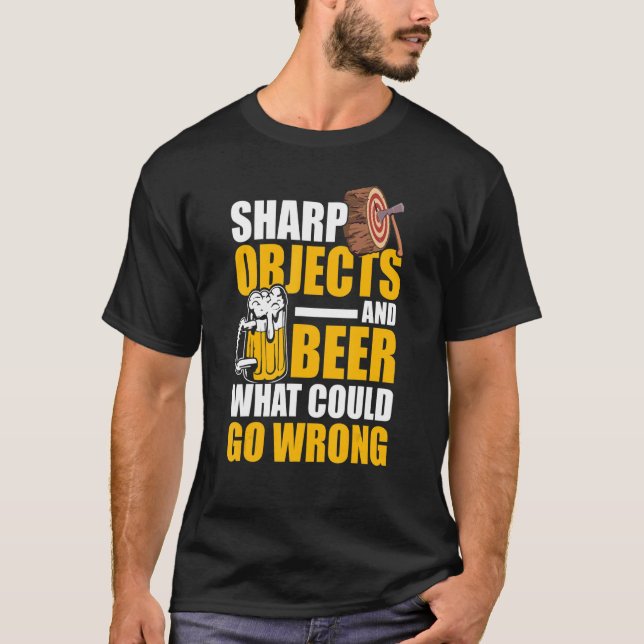 T-shirt Mens Sharp Objects And Beer What Could Go Wrong (Devant)