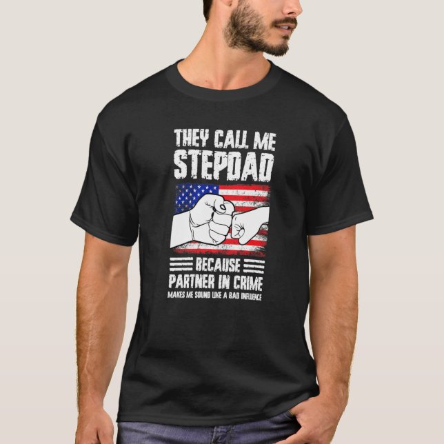 T-shirt Mens they call me stepdad because partner in crime (Devant)