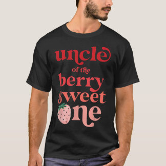 T-shirt Mens Uncle of the Berry Sweet One Strawberry First