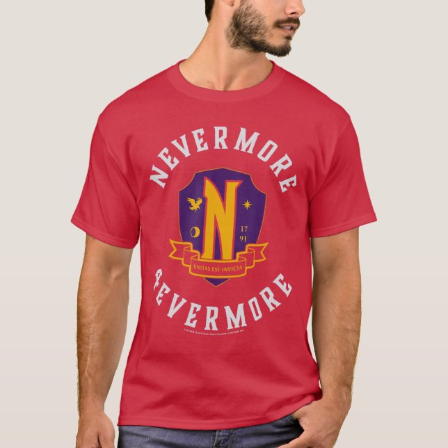 T-shirt Mercredi Saison 2 Nevermore 4 Evermore Emblème Sco (Devant)