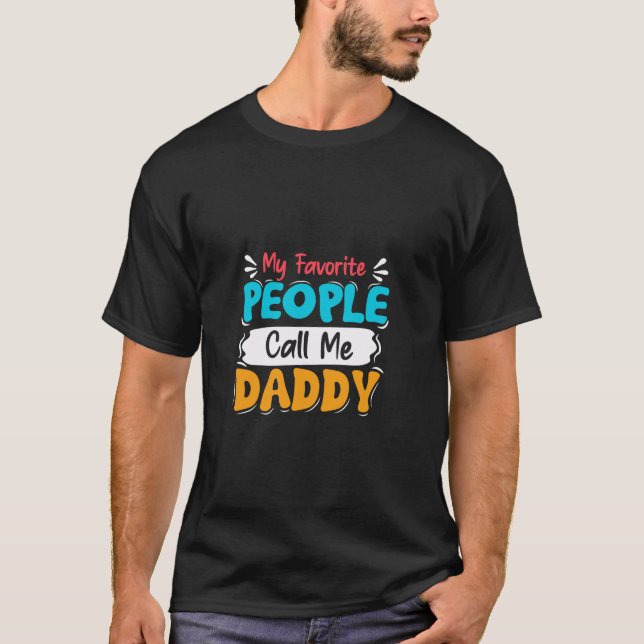 T-shirt Mes Gens Favoris M'Appelent Papa Papa Papi Carto (Devant)