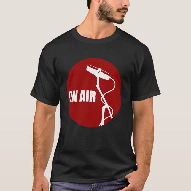 T-shirt Microphone de podcast de radio à l'antenne Héberge (Devant)