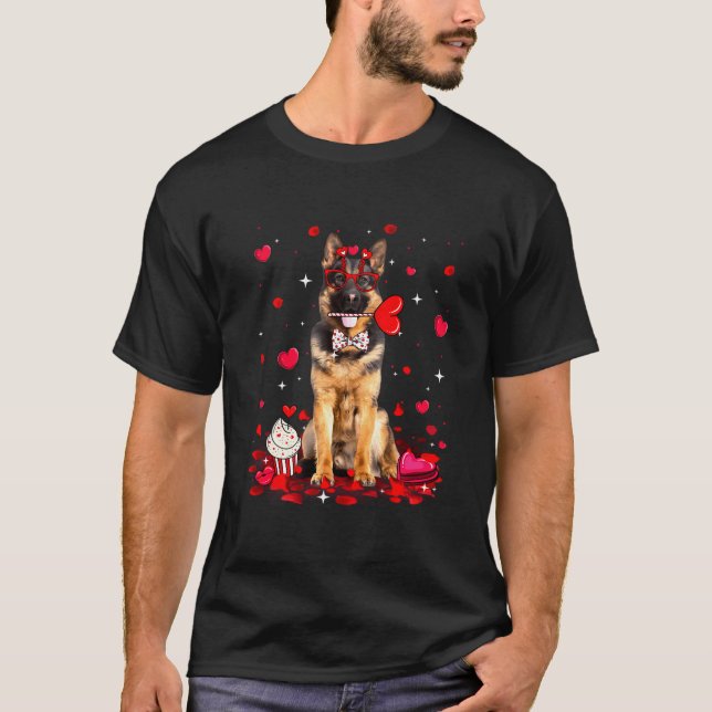 T-shirt Mignonne Saint Valentin Berger Allemand Coeur Chie (Devant)