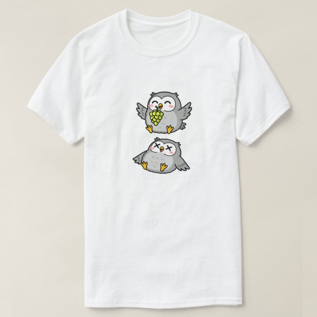 T-shirt Mignons hiboux de dessin animé mangeant des raisin (Design devant)