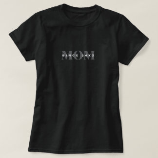 T-shirt Minimalist Mom Since Year Custom Text