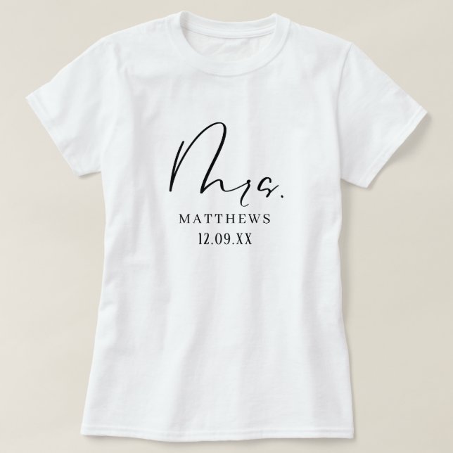 T-shirt Mme Black Modern Script Custom Wedding Nouveau T- (Design devant)