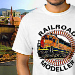 T-shirt Modifier le texte Modeleur ferroviaire Orange Dies<br><div class="desc">Any Railroad Modeller veut love this one - See my store for this design on other items - et more great train Gift Ideas !</div>