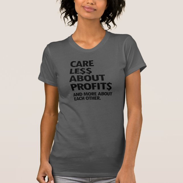 T-SHIRT MOINS DE SOINS EN PROFITS (Devant)