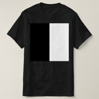 T-shirt moitié blanc moitié noir, moitié noir moitié blanc