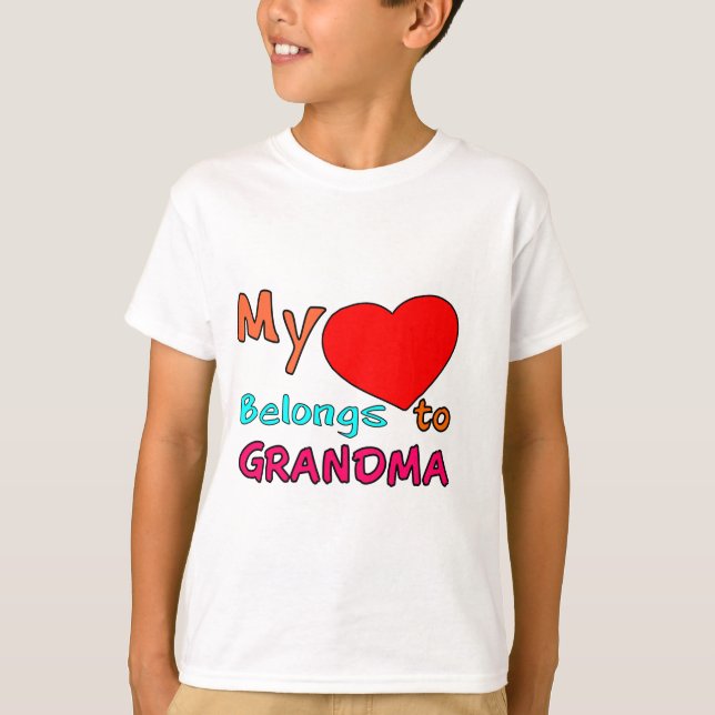 T-shirt MON COEUR APPARTIENT à GRANDMA.png (Devant)
