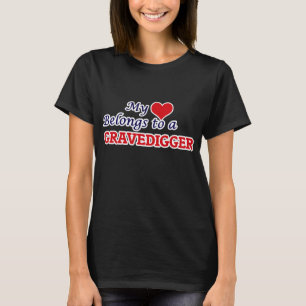 T-shirt Mon coeur appartient à un fossoyeur