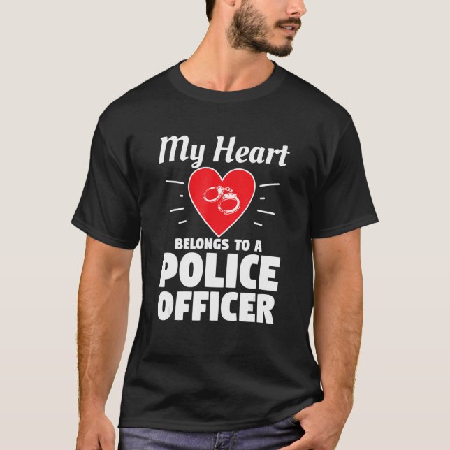 T-shirt Mon Coeur Appartient À Un Officier De Police, Un M (Devant)