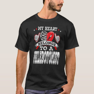 T-shirt Mon Coeur Appartient À Une Femme De Mari Phlebotom