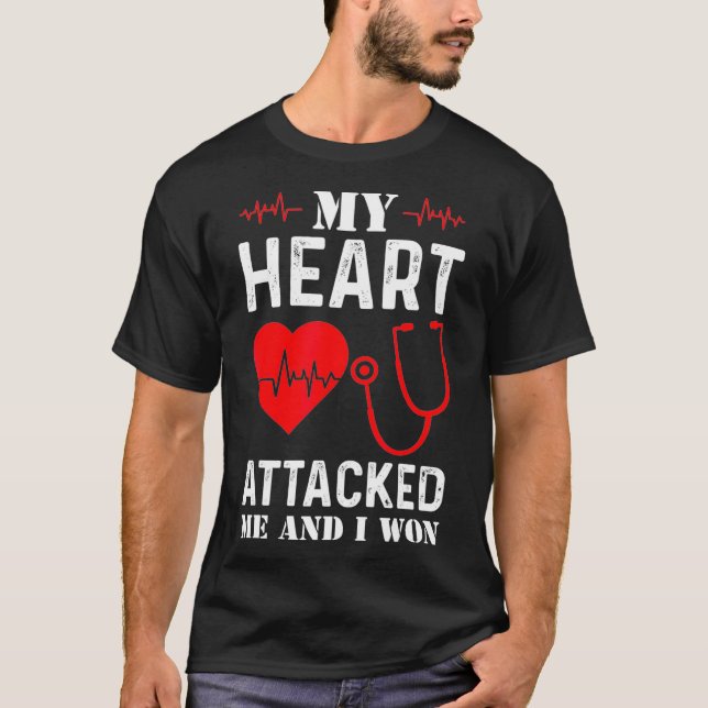 T-shirt Mon coeur m'a attaqué et j'ai gagné une attaque ca (Devant)
