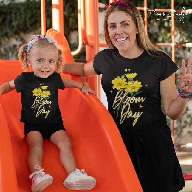 T-shirt Mon Fête de Fleur Nom Personnalisé Femme Inspirati (Créateur téléchargé)