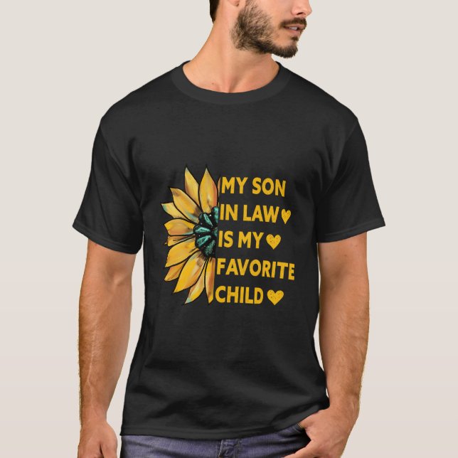 T-shirt Mon Fils En Droit Est Ma Famille D'Enfants Préféré (Devant)