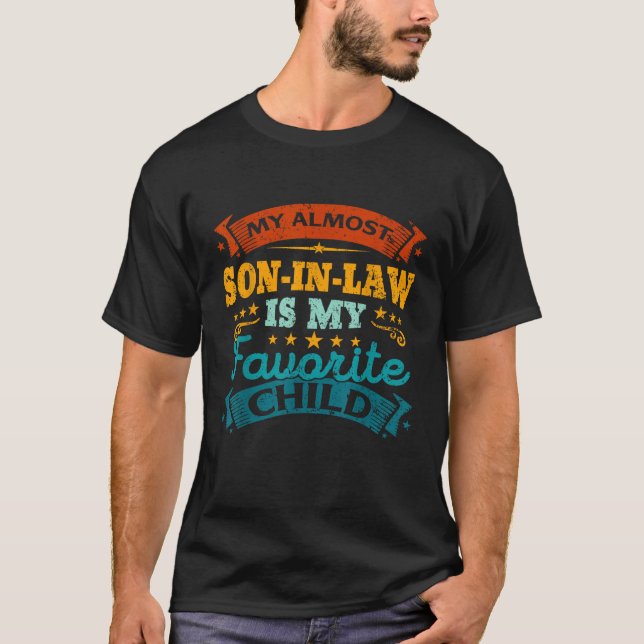 T-shirt Mon Fils Presque En Droit Est Mon Enfant Favori Dr (Devant)