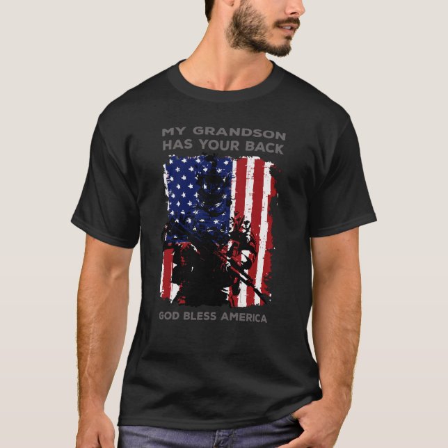 T-shirt Mon petit-fils a votre dos - militaires (Devant)