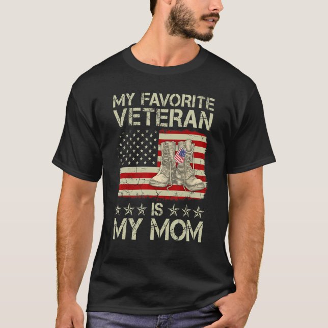 T-shirt Mon Vétérinaire Préféré Est Ma Maman Bottes De Com (Devant)