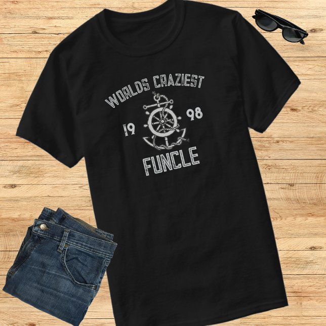 T-shirt Mondes Nautiques Funcle le plus fou Année Est (Créateur téléchargé)
