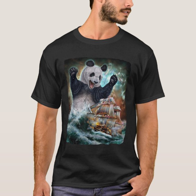 T-shirt Monster Giant Panda En Attaquant Un Bateau De Guer (Devant)