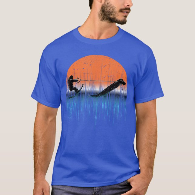 T-shirt Monstre du Loch Ness de ski nautique cryptide Drôl (Devant)