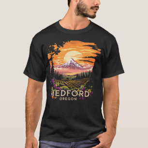 T-shirt Montagnes du coucher de soleil de Medford Oregon v