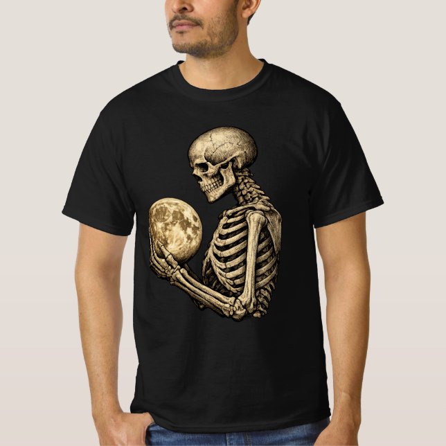 T-shirt Moonlight Skeleton Holding Full Moon Gothic  (Devant)