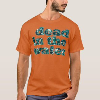 T-shirt mort dans l'eau