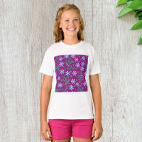 Motif floral violet avec fleurs bleues