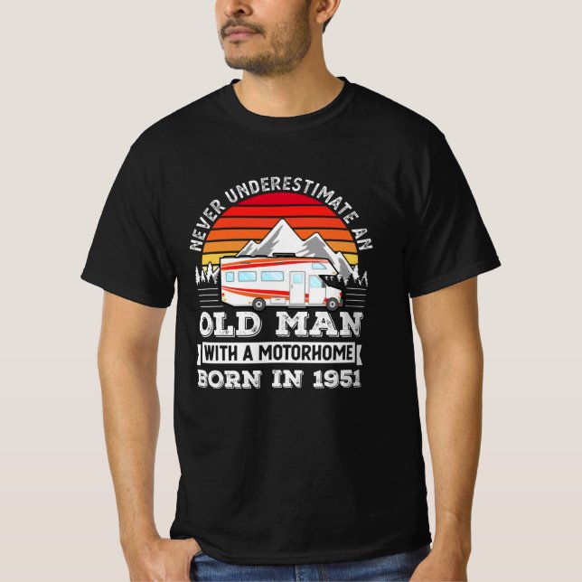 T-shirt Motorhome - né 1951 70e Anniversaire Cadeau Vieux  (Devant)
