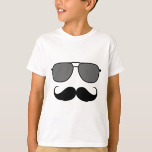 T-shirt moustache et verres