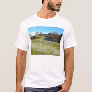 T-shirt Moutons dans la vallée givrée
