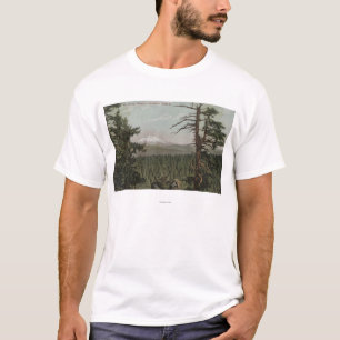 T-shirt Mt. Capot, Orégon - vue de montagne d'éloigné