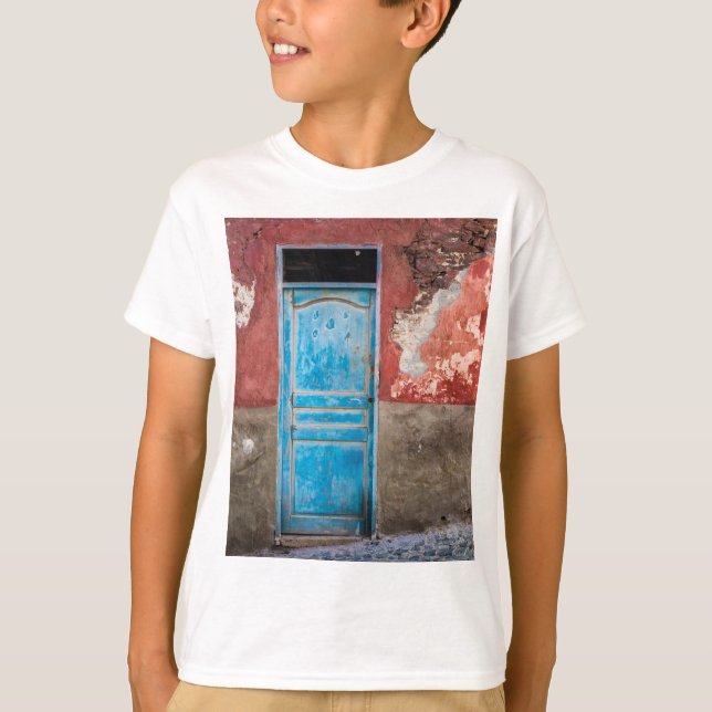 T-shirt Mur coloré avec porte bleue (Devant)