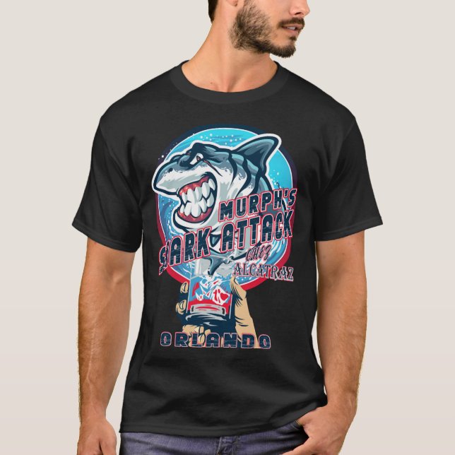T-shirt Murphs s'attaque à Universal Chez Alcatraz Orlando (Devant)