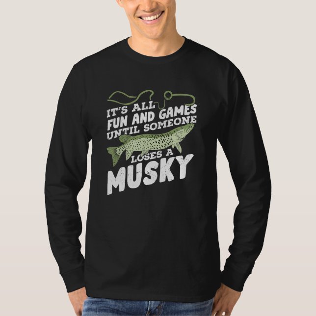 T-shirt Musky Fishing Design for a Fisherman (Devant)