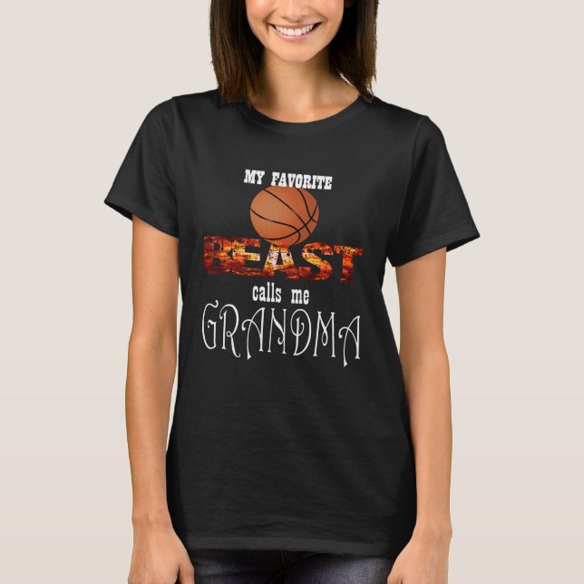 T-shirt My Favorite Basketball BEAST Calls Me GRANDMA Spor (Devant)