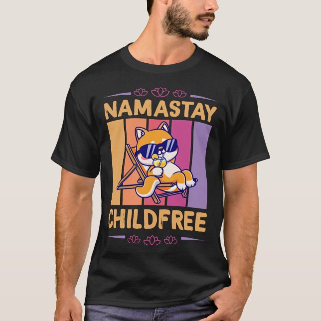 T-shirt Namastay Childfree Nomaste Yoga Lotus Flower Beach (Devant)